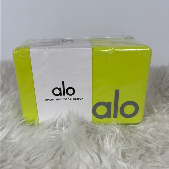 ALO Yoga Other - ALO Yoga Uplifting Yoga Block